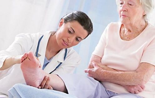 Consult a doctor if you have symptoms of varicose veins.